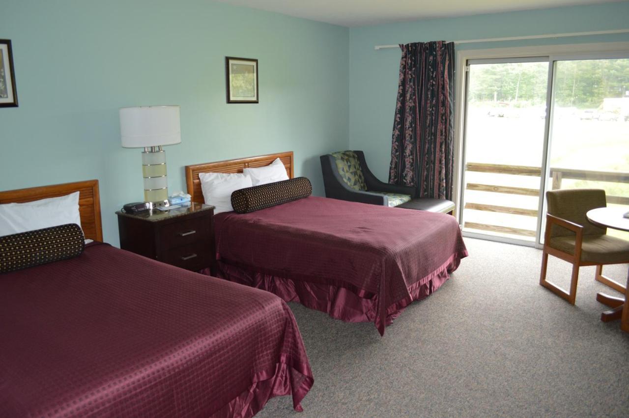 Copper Lantern Motor Lodge West Brookfield Екстер'єр фото