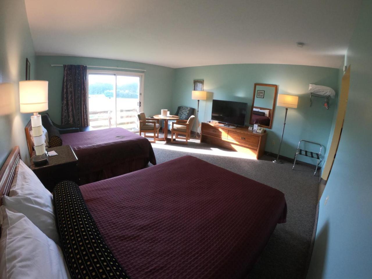 Copper Lantern Motor Lodge West Brookfield Екстер'єр фото