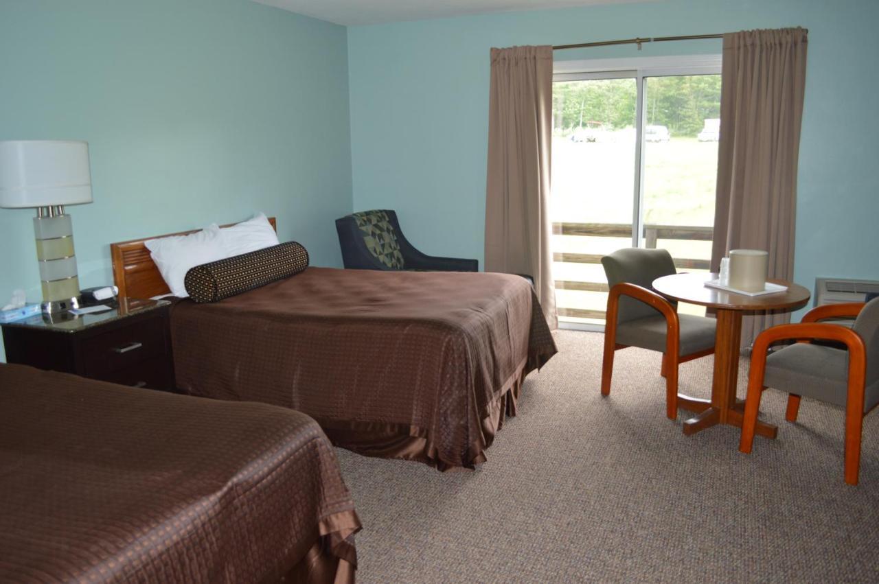 Copper Lantern Motor Lodge West Brookfield Екстер'єр фото